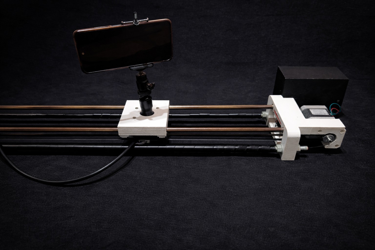 Slider real con móvil montado